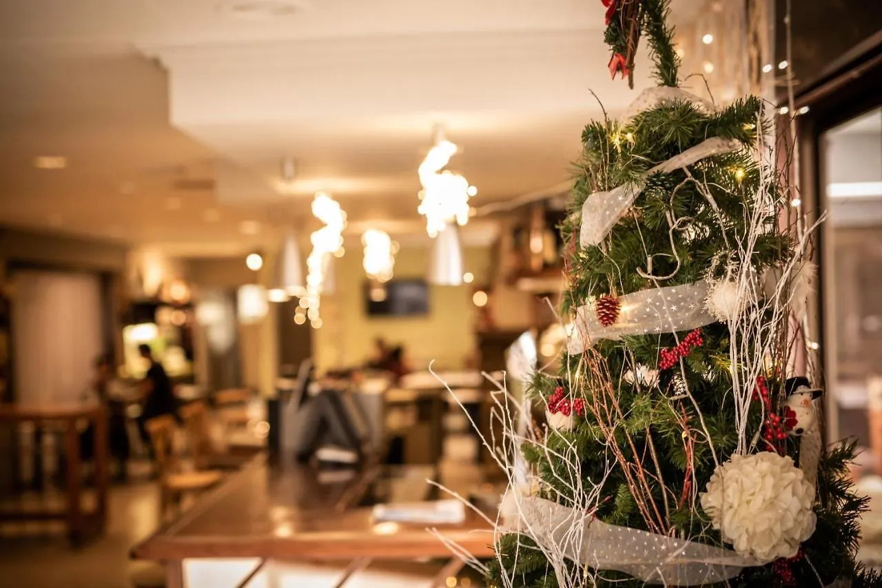 Hostal Crisami Solsona Vendégház